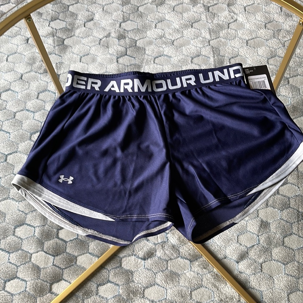 Womens shorts size small